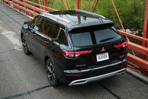 2023 Mitsubishi Outlander PHEV 40th Anniversary 4dr SUV Exterior