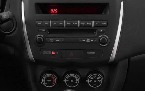 2011 Mitsubishi Outlander Sport ES Center Console