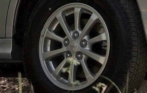 2011 Mitsubishi Outlander Sport ES Wheel Detail