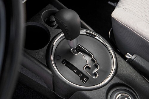 2016 Mitsubishi Outlander Sport 2.4 SE 4dr SUV Shifter