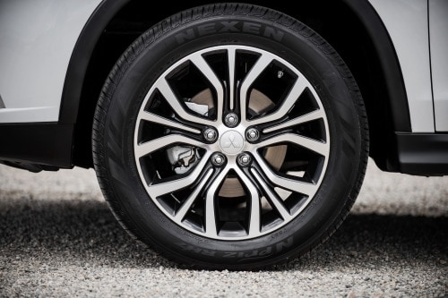 2018 Mitsubishi Outlander Sport 2.4 SEL 4dr SUV Wheel