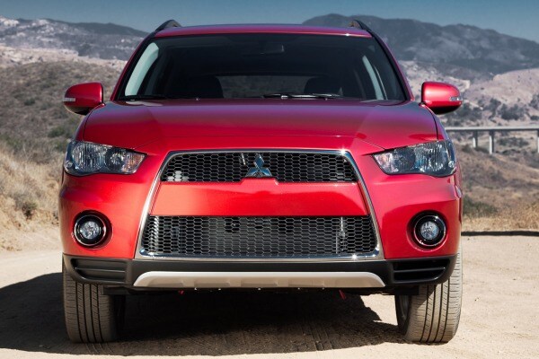 The 2010 Mitsubishi Outlander The 2010 Mitsubishi Outlander