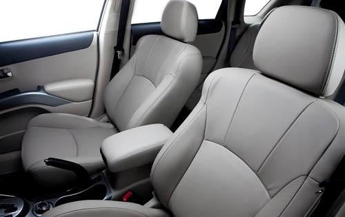 2011 Mitsubishi Outlander GT Interior