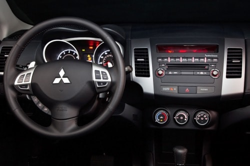 2012 Mitsubishi Outlander SE 4dr SUV Dashboard