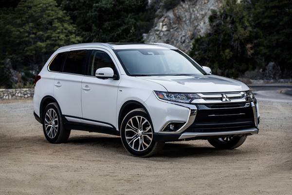 The 2018 Mitsubishi Outlander The 2018 Mitsubishi Outlander