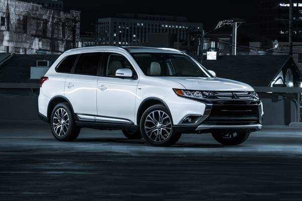 The 2018 Mitsubishi Outlander The 2018 Mitsubishi Outlander
