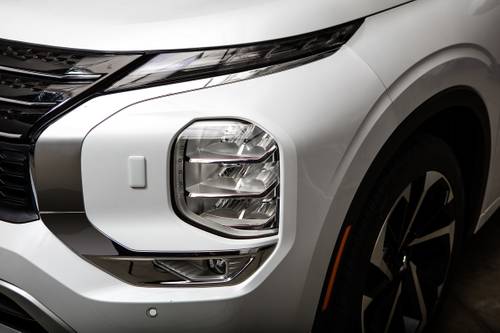 2022 Mitsubishi Outlander SEL Launch Edition 4dr SUV Exterior Detail