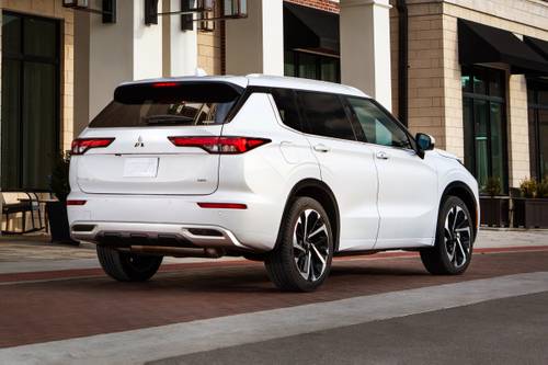 2022 Mitsubishi Outlander SEL Launch Edition 4dr SUV Exterior