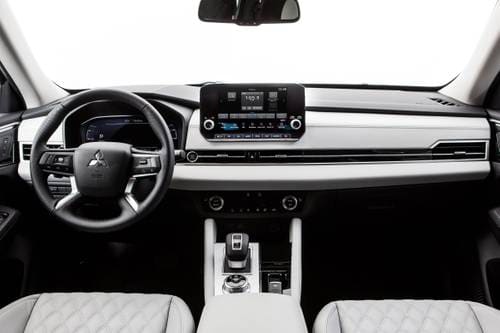 Mitsubishi Outlander SEL 4dr SUV Dashboard. Premium Package Shown.