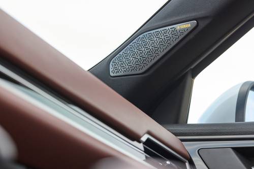 2025 Mitsubishi Outlander SEL 4dr SUV Interior Detail