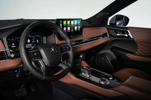2025 Mitsubishi Outlander SEL 4dr SUV Steering Wheel Detail