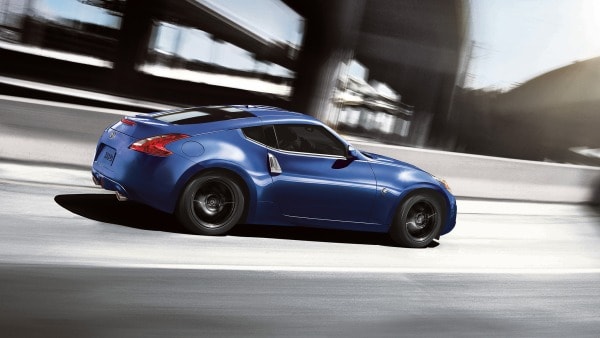 Used 17 Nissan 370z Convertible Review Edmunds