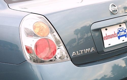 2002 Nissan Altima 2.5 S Rear Tail Light and Badging Shown