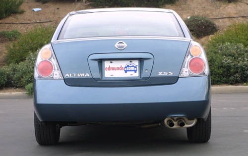 2002 Nissan Altima 2.5 S 4dr Sedan Shown