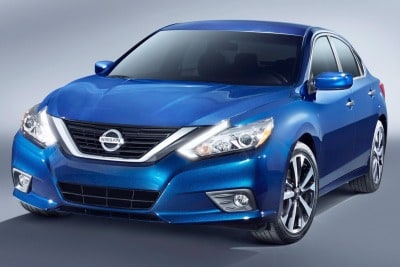2016 Nissan Altima Consumer Reviews 63 Car Edmunds 2016 Nissan Altima 2 5 Sr Sedan Exterior Shown