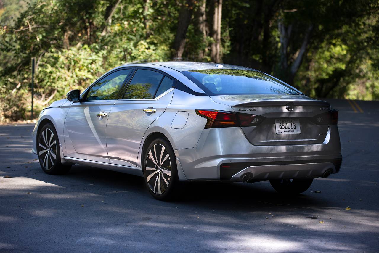 Nissan Altima Sedan 2021