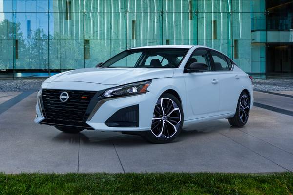 2021 nissan altima 2.5 sr 0 60