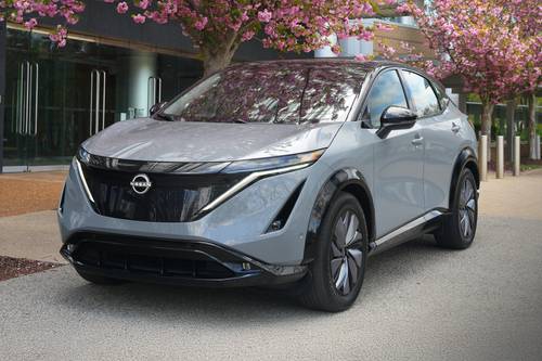 2025 Nissan ARIYA Platinum+ e-4ORCE 4dr SUV Exterior Shown