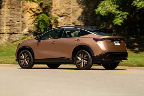 2025 Nissan ARIYA Platinum+ e-4ORCE 4dr SUV Exterior