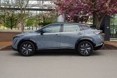 2025 Nissan ARIYA Platinum+ e-4ORCE 4dr SUV Profile Shown