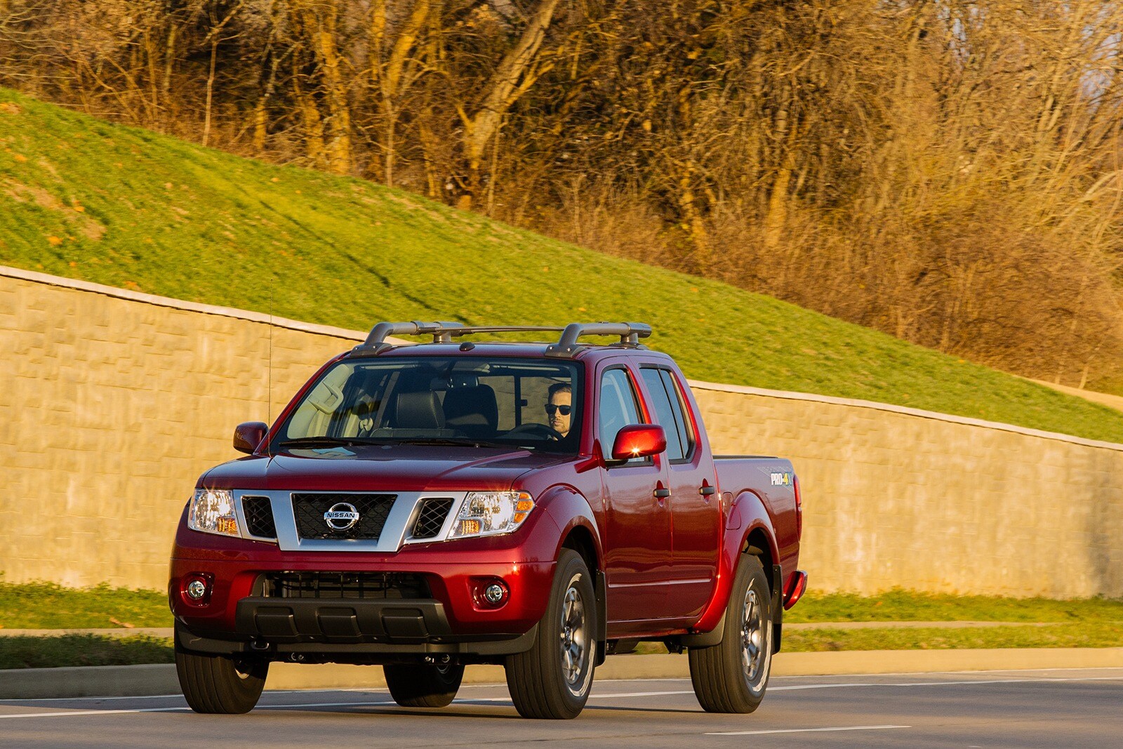 2020 Nissan Frontier - Front 3/4 2020 Nissan Frontier - Front 3/4