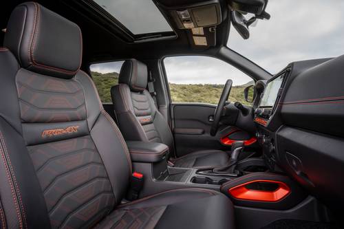 2025 Nissan Frontier PRO-4X Crew Cab Pickup Interior Detail