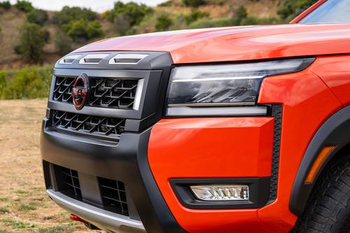 2025 Nissan Frontier PRO-4X Crew Cab Pickup Exterior Detail