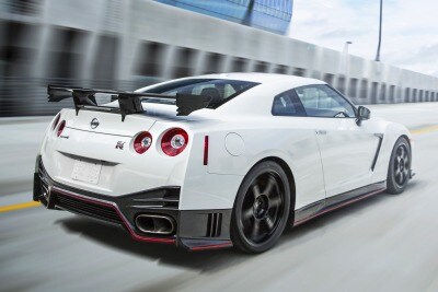 2016 Nissan Gt R Nismo Review Edmunds 2016 Nissan Gt R Nismo Coupe Exterior