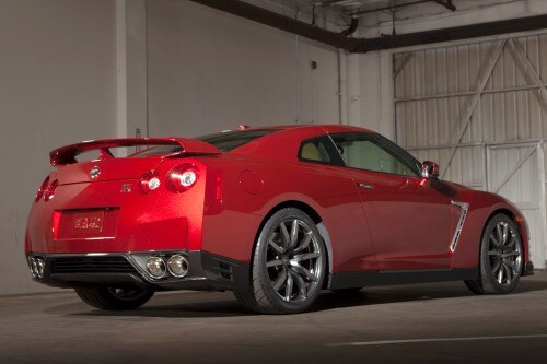 2016 Nissan GT-R Pictures - 138 Photos | Edmunds