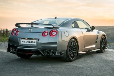 2017 Nissan Gt R Premium Coupe Features Specs Edmunds 2017 Nissan Gt R Premium Coupe Exterior