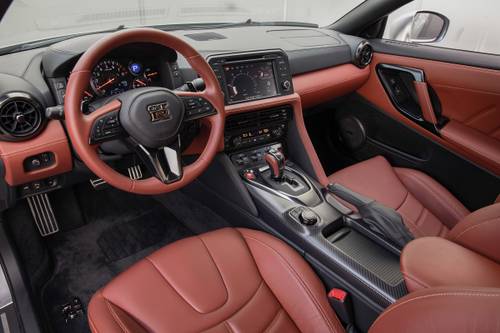 2019 Nissan GT-R Premium Coupe Dashboard