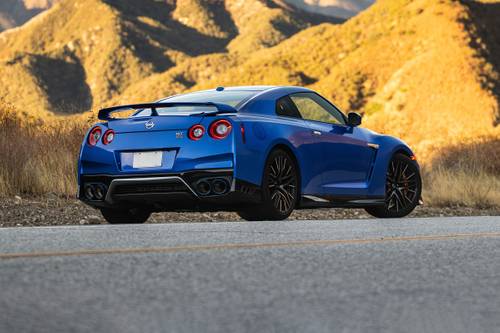 2021 Nissan GT-R Premium Coupe Exterior