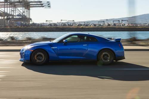 2021 Nissan GT-R Premium Coupe Profile