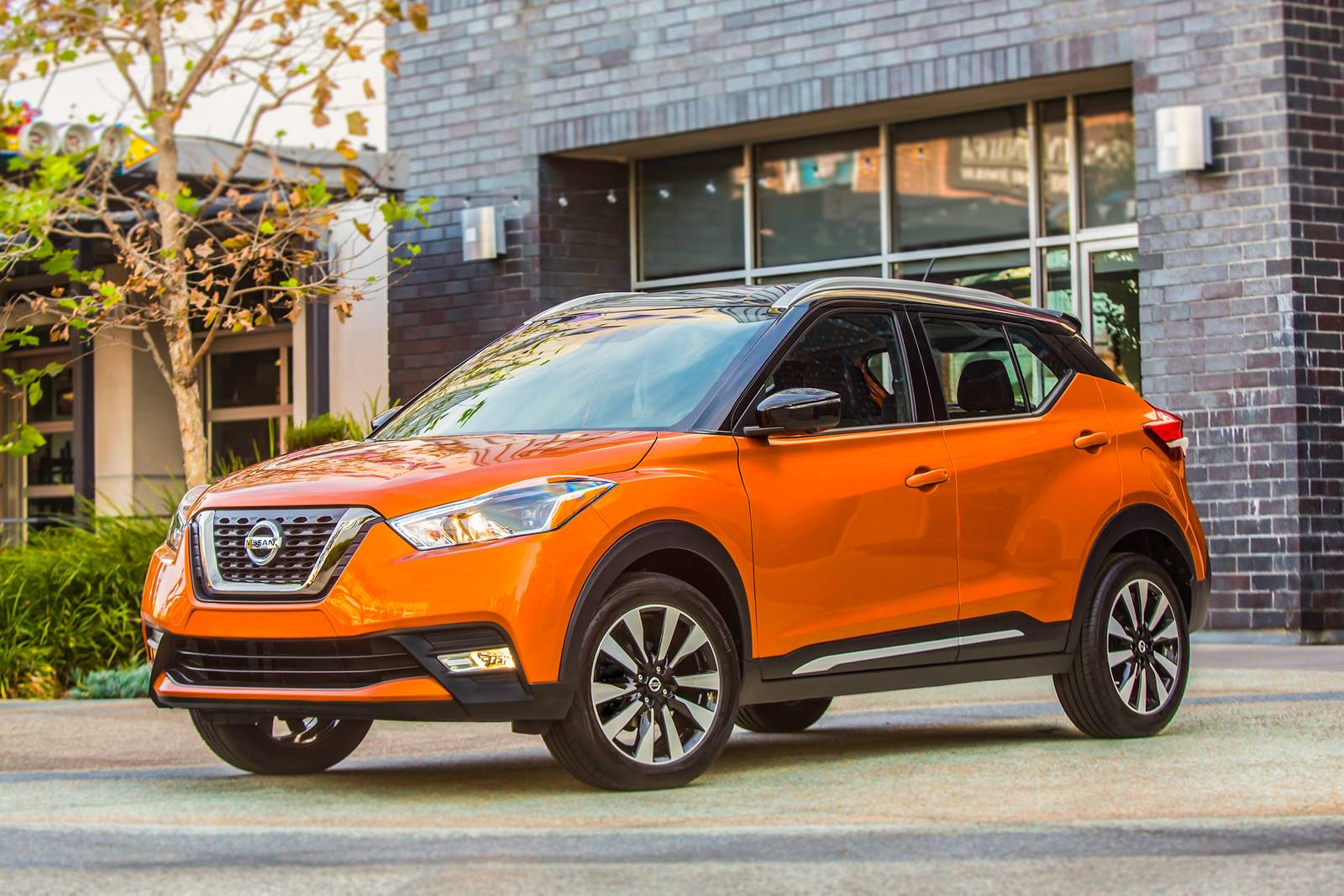2020 Nissan Kicks Prices Reviews And Pictures Edmunds