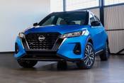 2021 Nissan Kicks SR 4dr Hatchback Exterior Shown