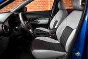 2021 Nissan Kicks SR 4dr Hatchback Interior