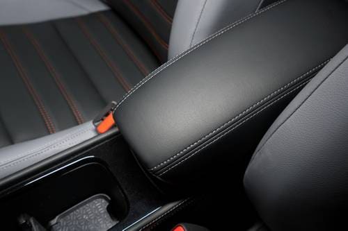 Nissan Kicks SR 4dr Hatchback Interior Detail
