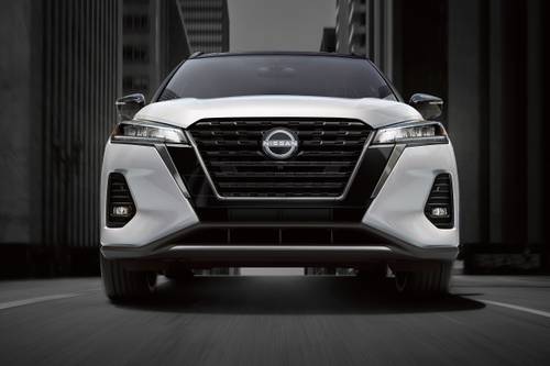 Nissan Kicks SR 4dr Hatchback Exterior