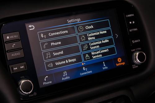 2024 Nissan Kicks SR 4dr Hatchback Center Console