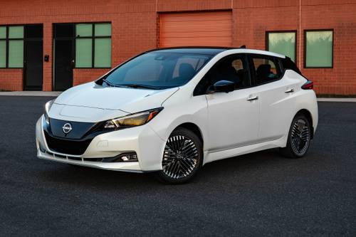 2025 Nissan LEAF SV PLUS 4dr Hatchback Exterior Shown