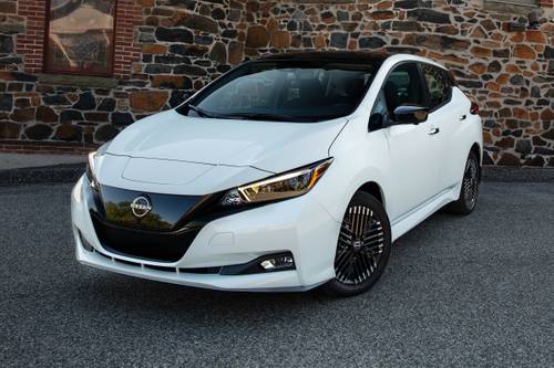 2025 Nissan LEAF SV PLUS 4dr Hatchback Exterior Shown