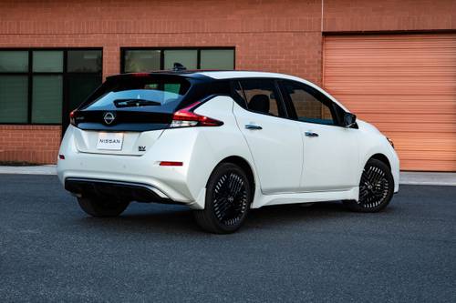 2025 Nissan LEAF SV PLUS 4dr Hatchback Exterior