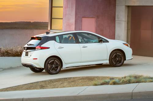 2025 Nissan LEAF SV PLUS 4dr Hatchback Exterior