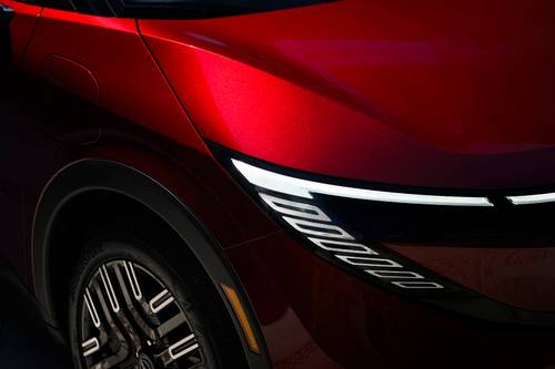 2026 Nissan LEAF Platinum+ 4dr Hatchback Exterior Detail