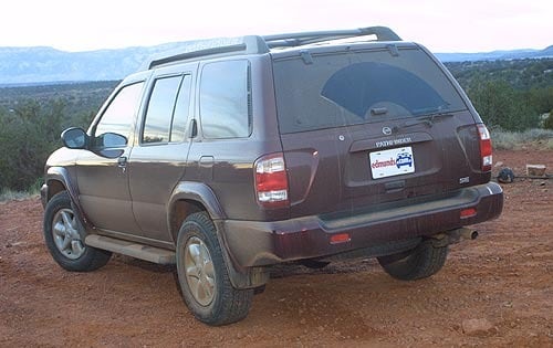 2002 Nissan Pathfinder SE 4WD 4dr SUV