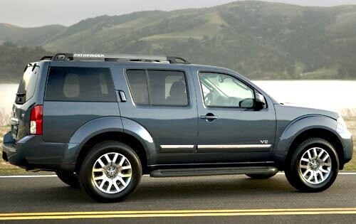 Used 2011 Nissan Pathfinder SUV Pricing - For Sale | Edmunds