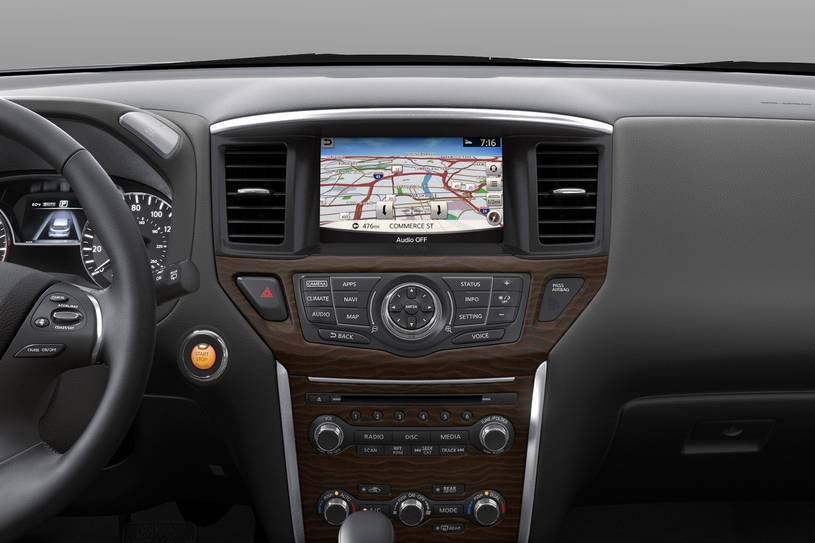 2020 Nissan Pathfinder Pictures - 82 Photos | Edmunds