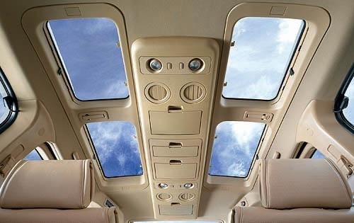 2008 Nissan Quest SL Interior Detail