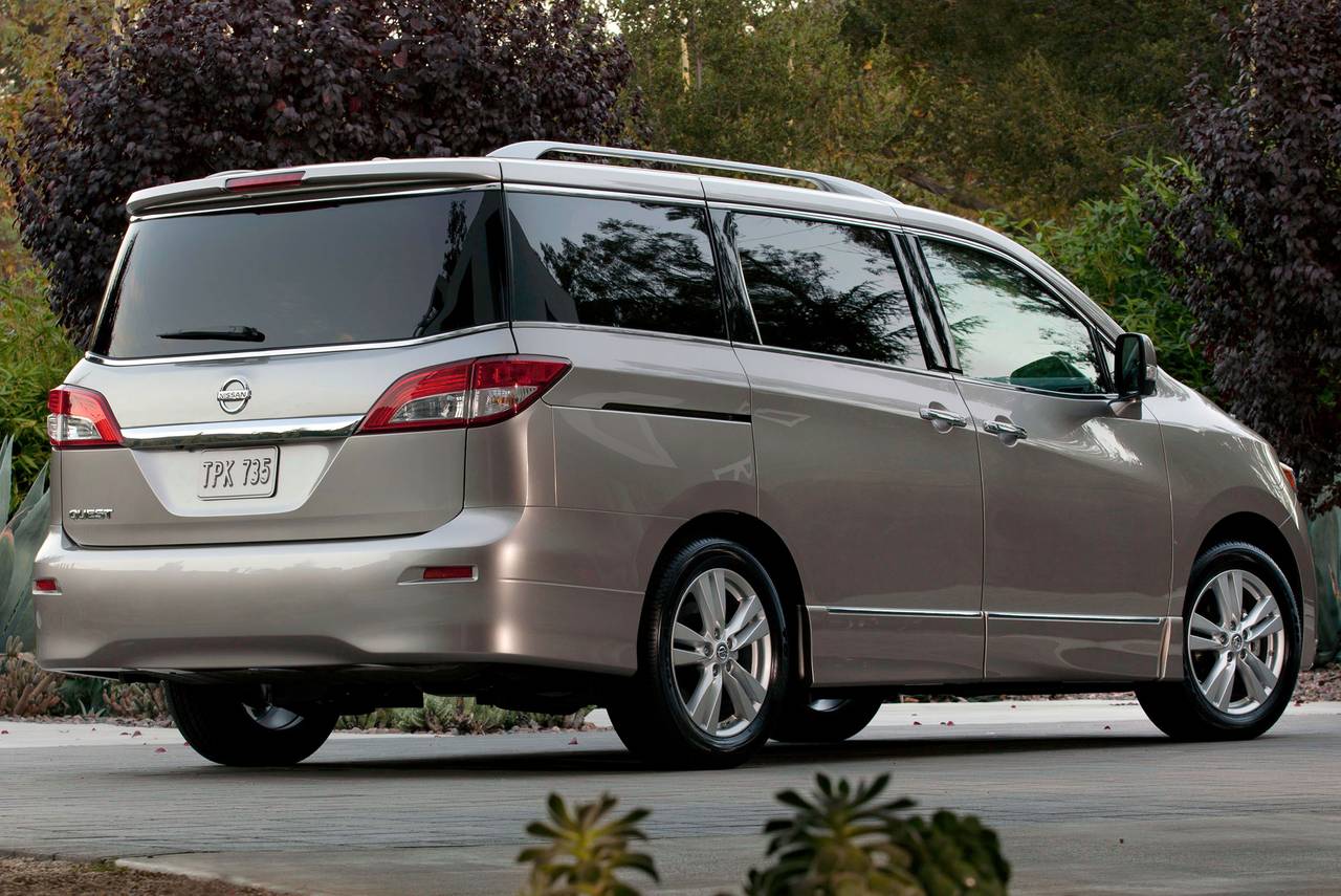 Used 2016 Nissan Quest For Sale Pricing And Features Edmunds