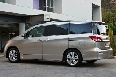 Used 2016 Nissan Quest Sv Minivan Review Ratings Edmunds 2016 Nissan Quest Platinum Penger Minivan Exterior Shown